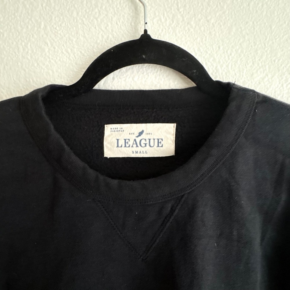 League Seattle University Crewneck Sweatshirt Black Small Seattle U Redhawks - Picture 4 of 6